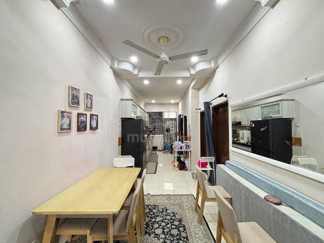 Spacious ‼️Single Storey Terrace Bandar Saujana Putra BSP 8 Jenjarom 1