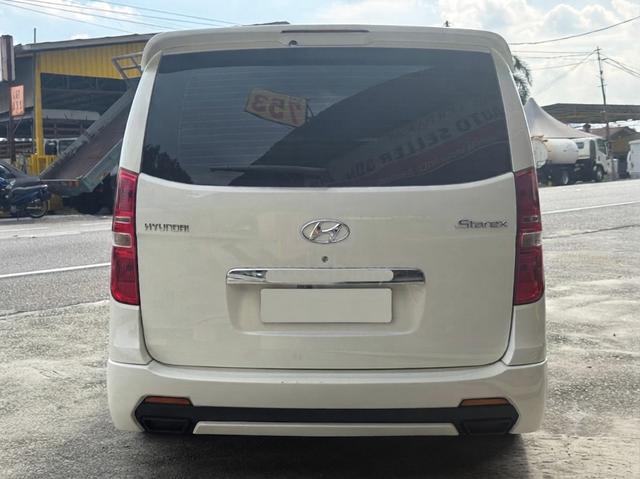 2014 Hyundai GRAND STAREX 2.5 (A) LOAN KEDAI - 4