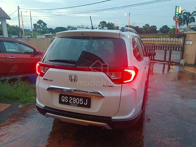 FULL LOAN 2018 Honda BR-V 1.5 V -- (A) - 3