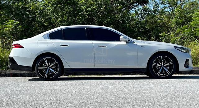 2025 Bmw 530I M SPORT 2.0 MY25 G60 (A) - 5