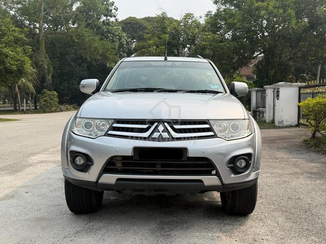 2015 Mitsubishi PAJERO 2.5 SPORT TIP TOP CONDITION - 2