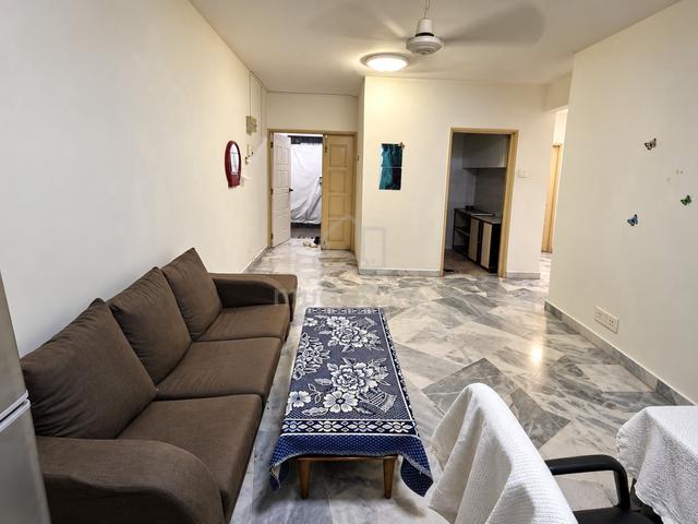 Ilham Apartment 1