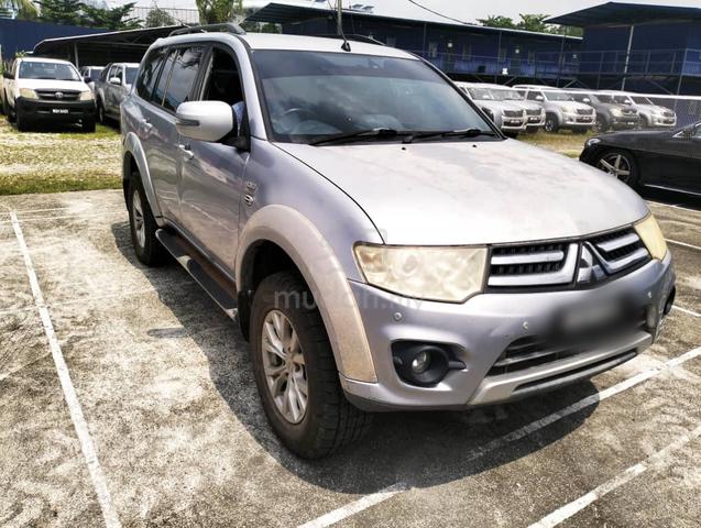 Mitsubishi PAJERO 2.5 (A) 2013 / 2014 Diesel Green - 1