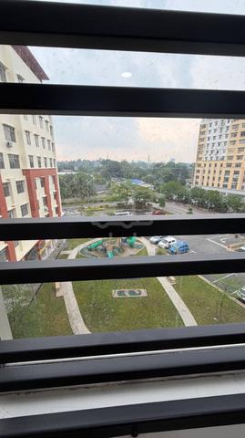 Seri Molek Perdana 1