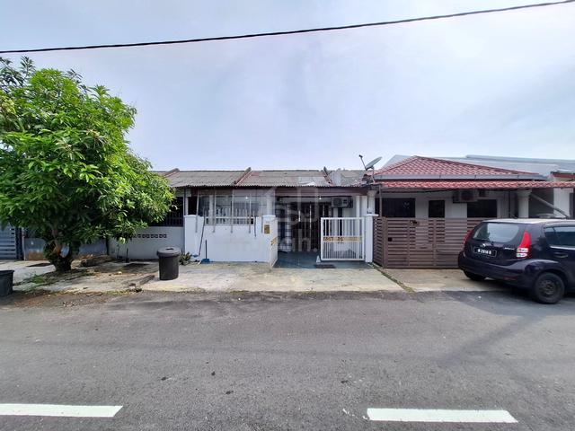 Facing Open Single Storey Bandar Kinrara 4 Puchong 1