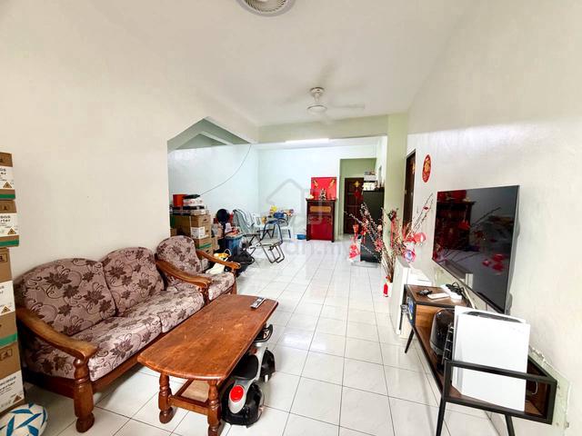 Tampoi Townhouse Ground Floor (Like Single Storey) 【FULL LOAN UNIT】 1