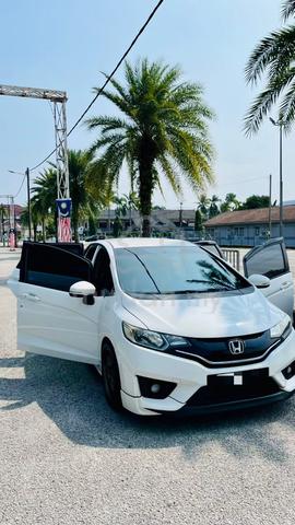2014 Honda JAZZ 1.5 S FACELIFT (A) - 2