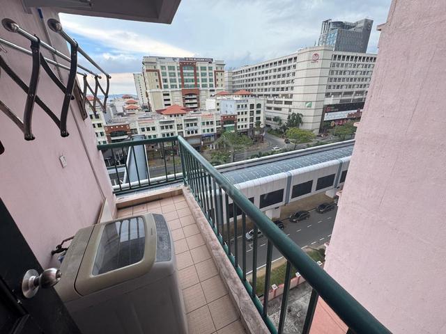 Marina Court 1