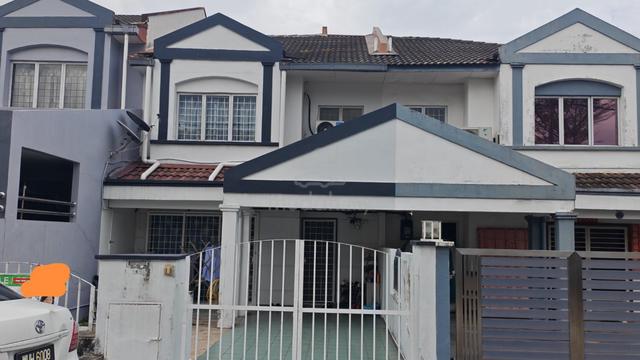 Taman impian indah double story house for sale 1