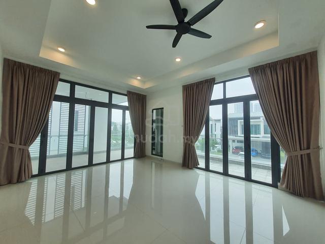 New Bungalow Sejati Residence rent Symphony Hill king Henry Cyberjaya 1