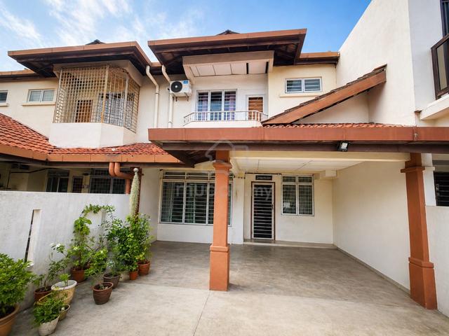 Landed 2-Storey House in Taman Salak Perdana Near Klia For Sale 1