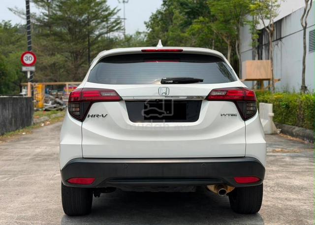 2020 Honda HR-V 1.8L V MIL-60k+ 17IN Leather seat - 4