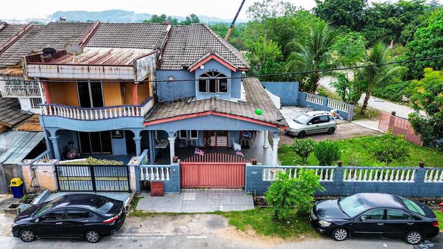 CORNER LOT PALING MURAH!! Double Storey Bandar Country Home Rawang 1