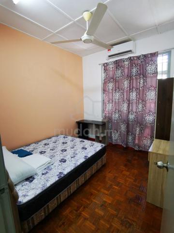Taman Bukit Indah Room For Rent 1