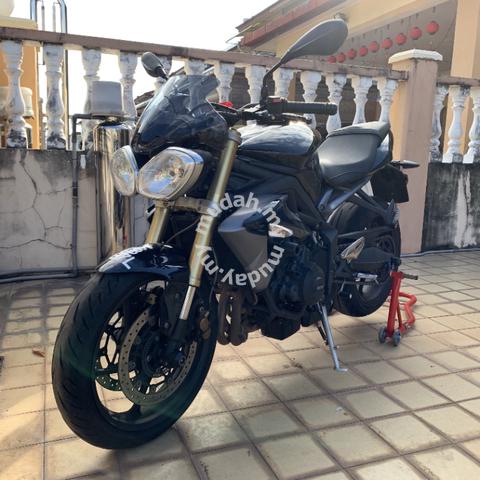 Street triple online 675 abs