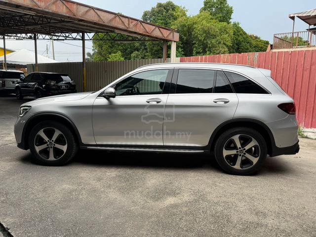 2017 Mercedes Benz GLC200 2.0 AMG (A) LOAN KEDAI - 4