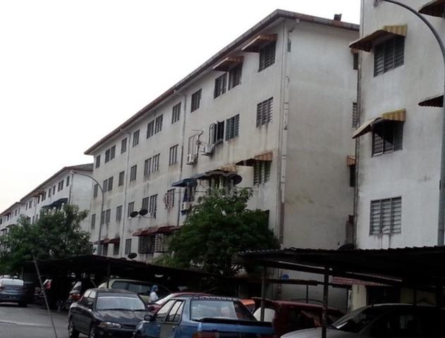 Flat Desa Baiduri 1