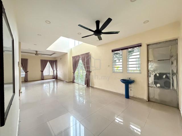 Cheapest @ 2.5 Storey Semi-Detached House for Sale @ Taman Bukit 1