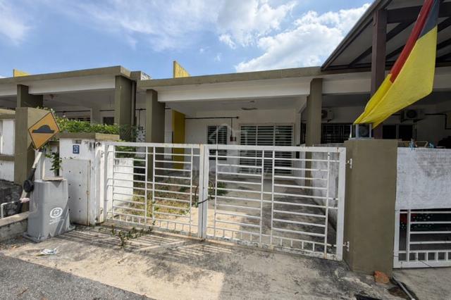 Single Storey Terrece House Bandar Ekar For Sale 1