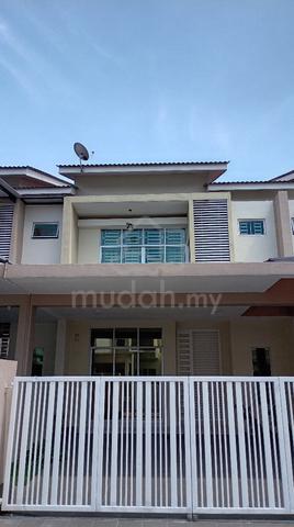 Hillpark Double Storey Superlink House 1
