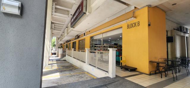 Perdana view ground floor shop facing main road , damansara perdana 1