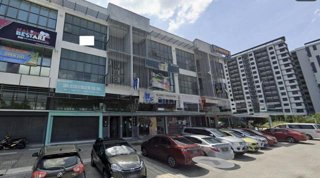 3 Storey Shop Zuhrah BH U5 Bandar Pinggiran Subang Shah Alam 1