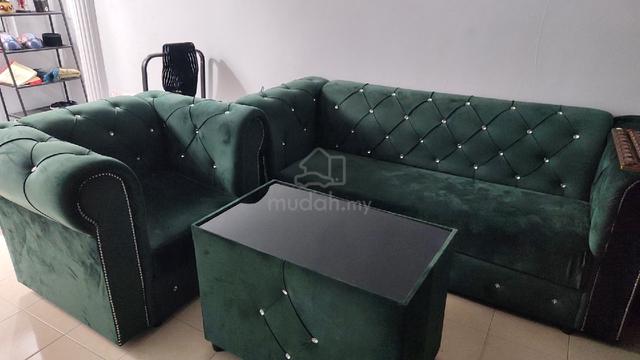 Carousel Image