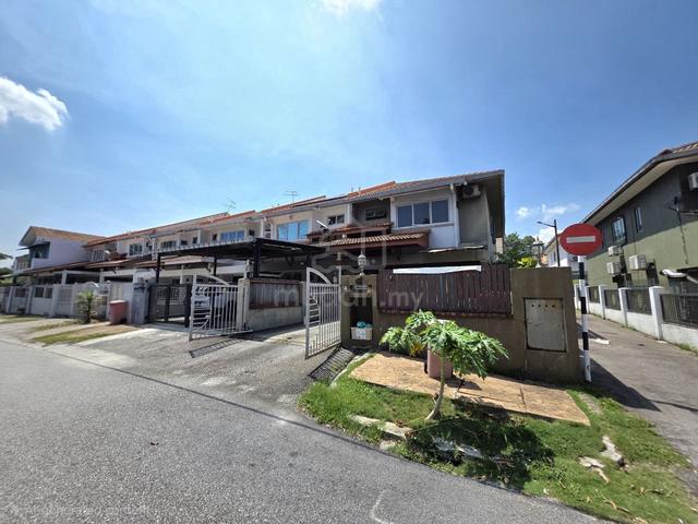 [RENOVATED|END LOT] Double Storey End Lot Kota Damansara 1