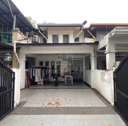[Renovated, Facing Open & Extended] 2sty House @ Kemuning Greenville 1