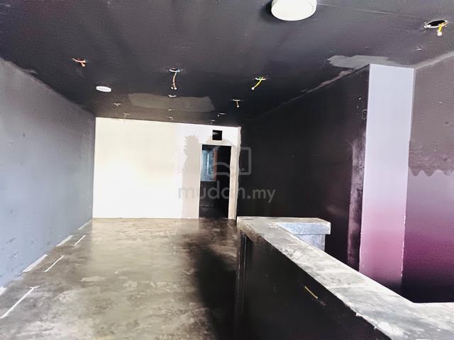 2sty Shoplot TAMAN SRI GOMBAK Bt Caves [ FRONTAGE MAIN ROAD ] 1