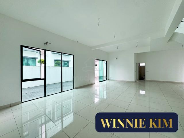 Big Land Size ‼️ Bungalow in Good Condition|Sanctuary Villa |Guarded 1