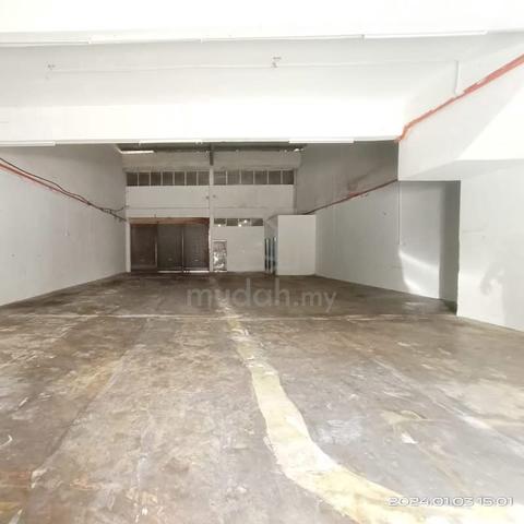 Budget 1.5 Sty Factory Warehouse Rent‼️Jln Kebun Klang @Kemuning 25x80 1
