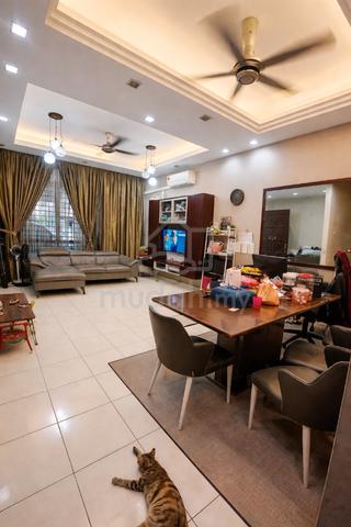 EXCLUSIVE & RENOVATED 🔥 Double Storey - Setia Alam Sari, Kajang 1