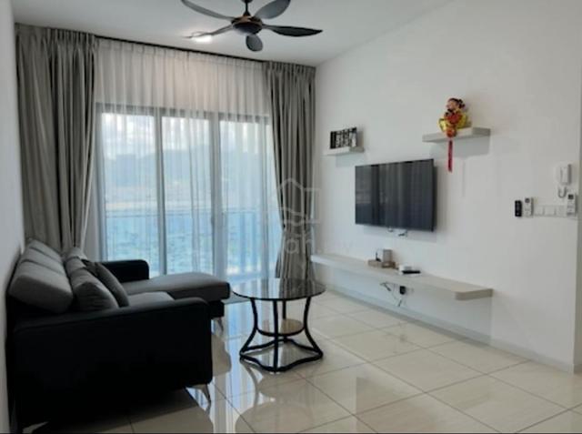 Queens Residences Q1 @ Queens Waterfront 1
