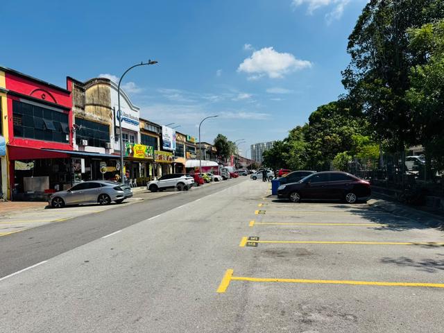 Ground Floor Shop Lot Seksyen 7 Shah Alam Near Restoran Hakim 1