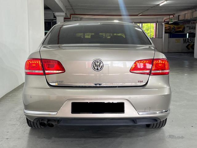 2016 Volkswagen PASSAT 1.8 NO HIDDEN FEES - 4