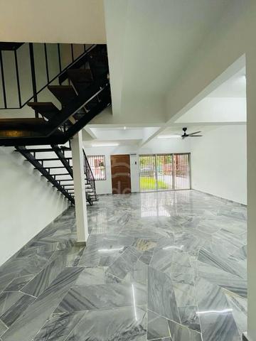 NEW REPURBISH @ 2 Storey Taman Pinggiran Senawang Sg Gadut Seremban 2