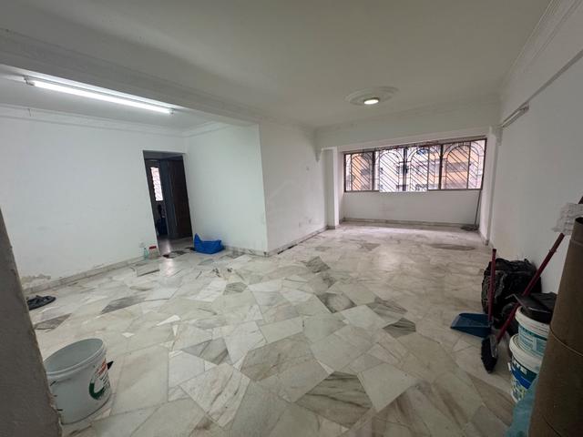 Miharja Apartment (LRT Maluri) 1