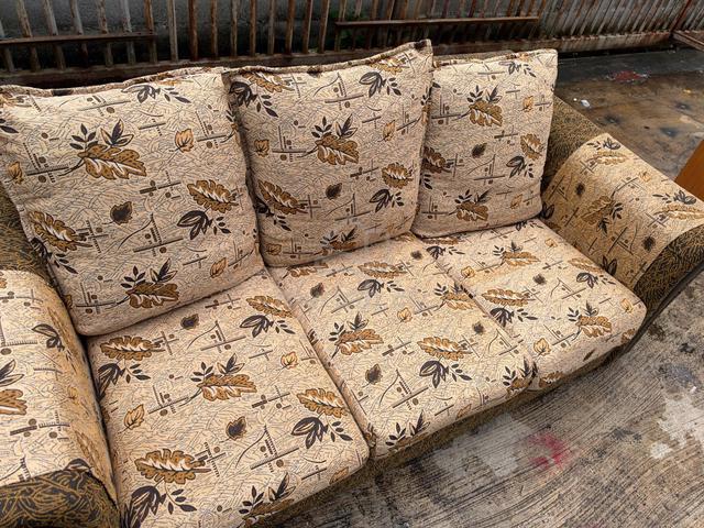 7ft Fabric Deep Sofa 3 Seater - photo 2 of 5