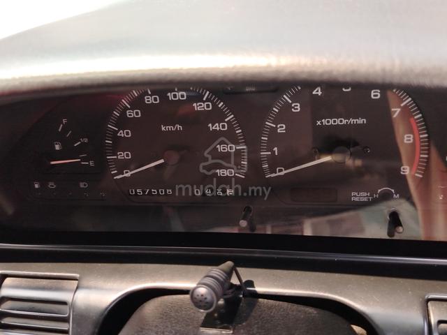 Nissan SILVIA S13 - 4