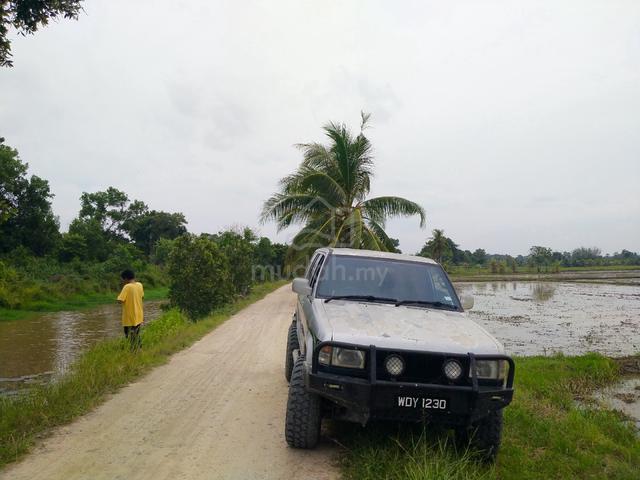 1997 Isuzu TROOPER 3.2 V6 UBS25 (M) - 4