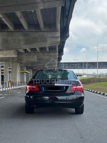 2011 Mercedes Benz E200 CGI 1.8 - 5