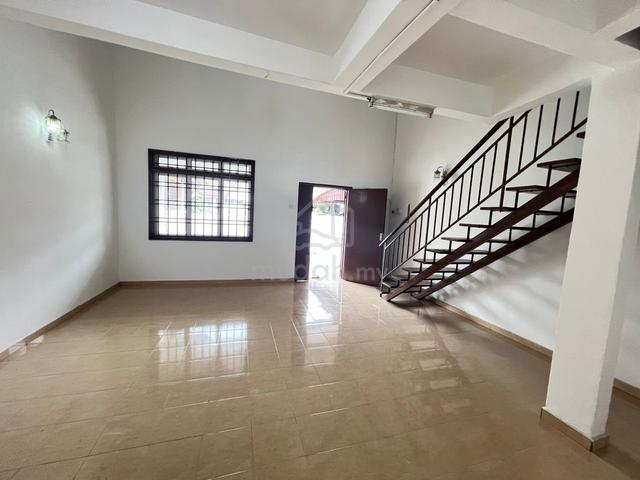 Untuk Dijual Rumah 2 Tingkat Jalan Melati Taman Indahpura Renovated 5