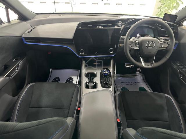 2024 Lexus RZ 450E F Sport Performance (A) - 3