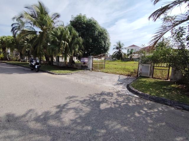 Land at Kota Warisan Sepang 1