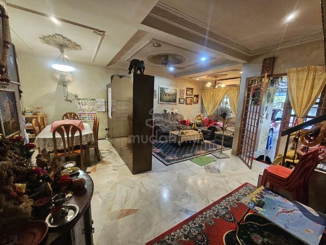 FACING OPEN !!! Double Storey Taman Klang Perdana 5