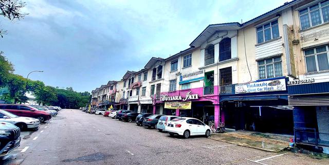 Pulai Jaya Shoplot Apartment 1