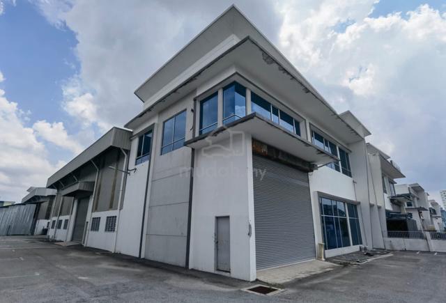 Air Hitam Klang, Parkland semi d Factory for rent 1