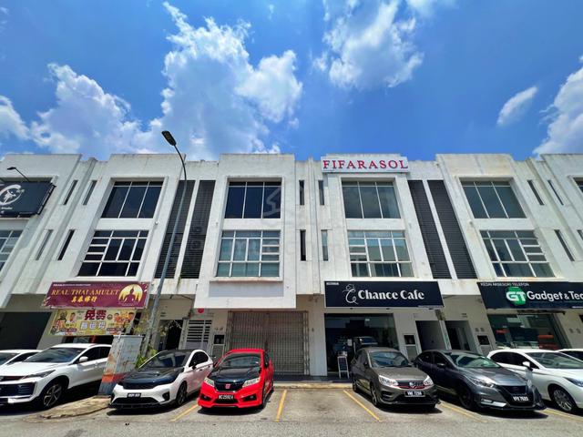 Cheras Selatan 118, Balakong 2.5 Storey Shoplot +Sub-Basement Freehold 1