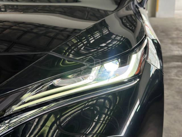 *Spare Tyre/2 Tone Interior* 2021 Toyota HARRIER Z - 3